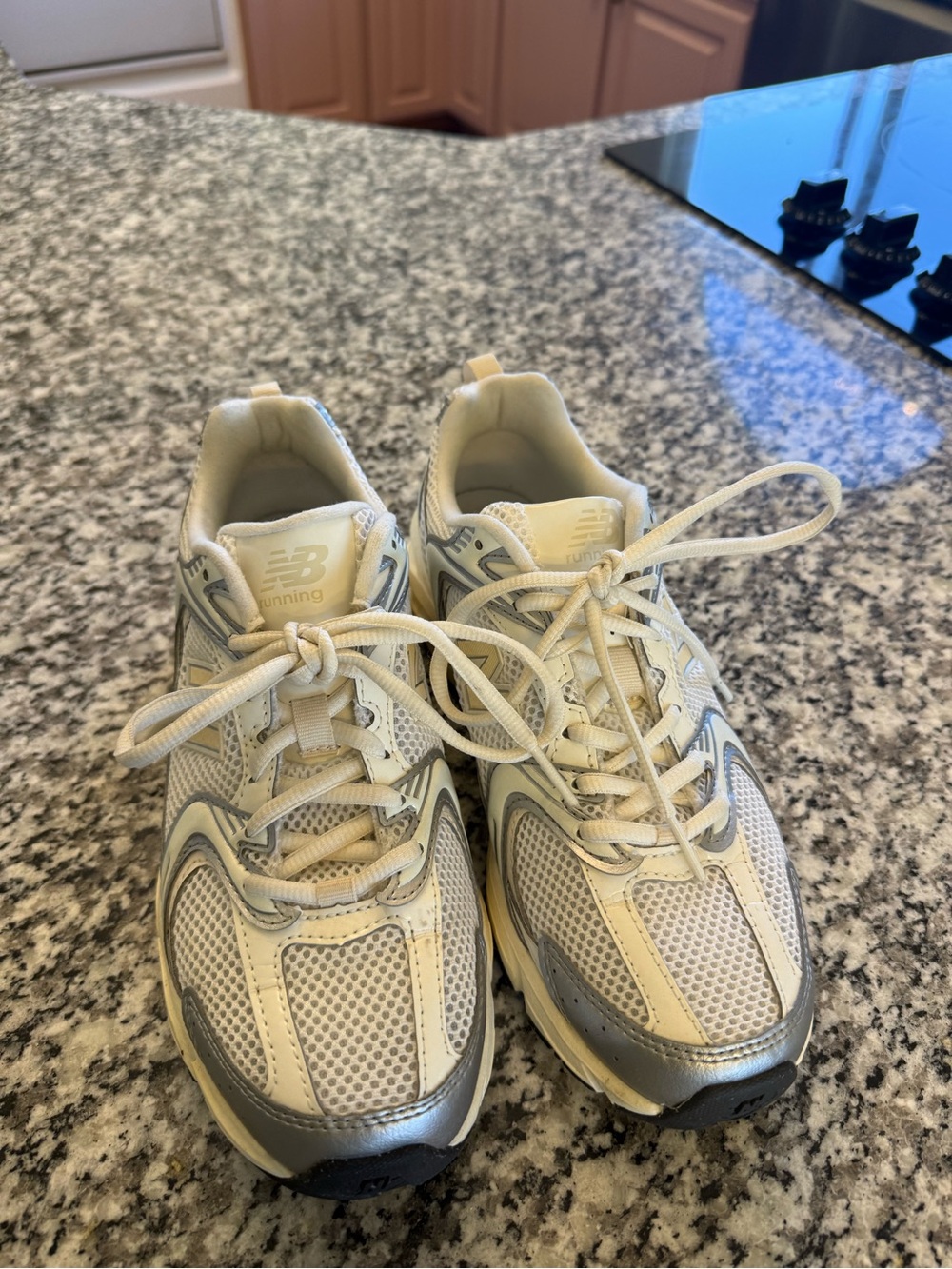 New Balance Women's Cream and Silver Mesh 530